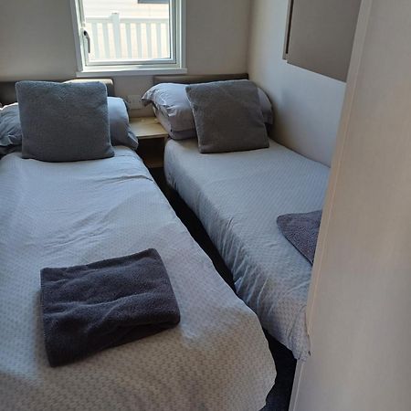 Hoburne Bashley Self-Catering Holiday Home Нью-Мілтон Екстер'єр фото