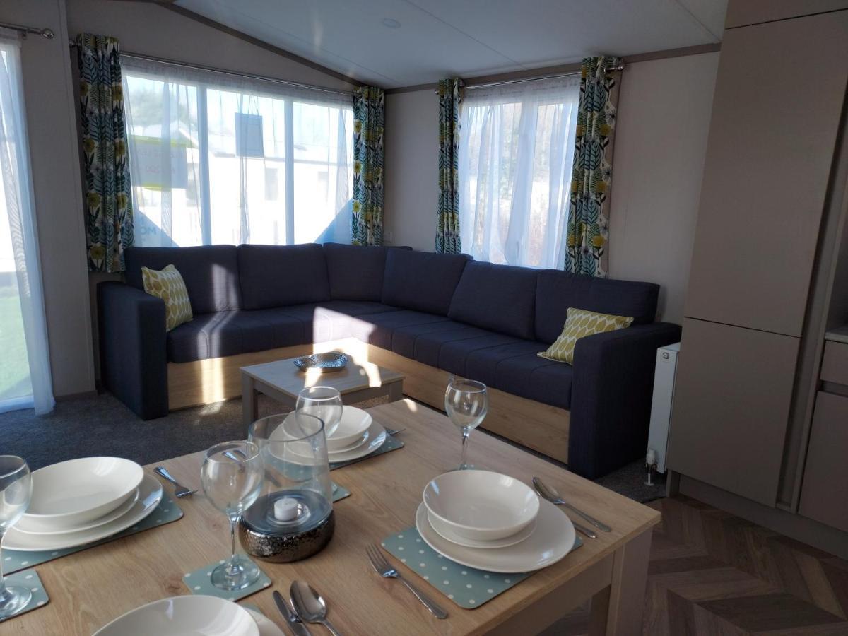 Hoburne Bashley Self-Catering Holiday Home Нью-Мілтон Екстер'єр фото